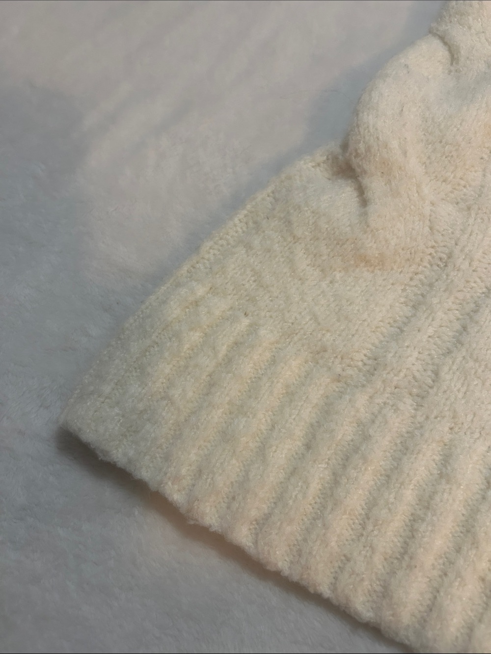 American Eagle Women’s Sweater Cream Cable-Knit Crewneck Size Small - Picture 8 of 8